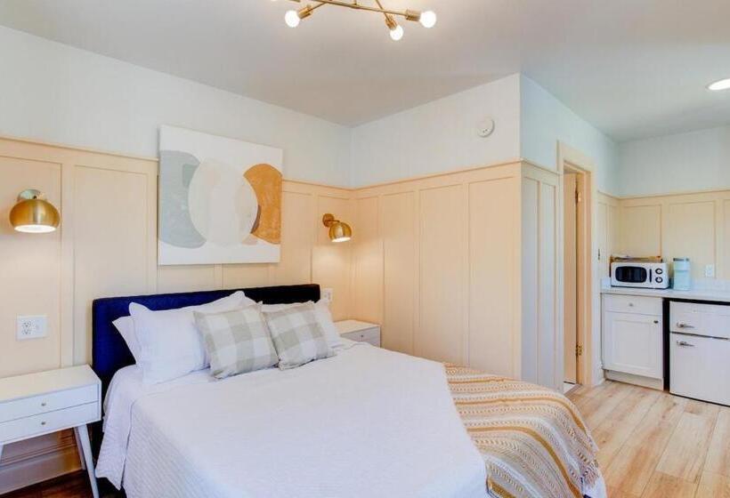 בית מלון כפרי Suite 10 Historic Art City Inn