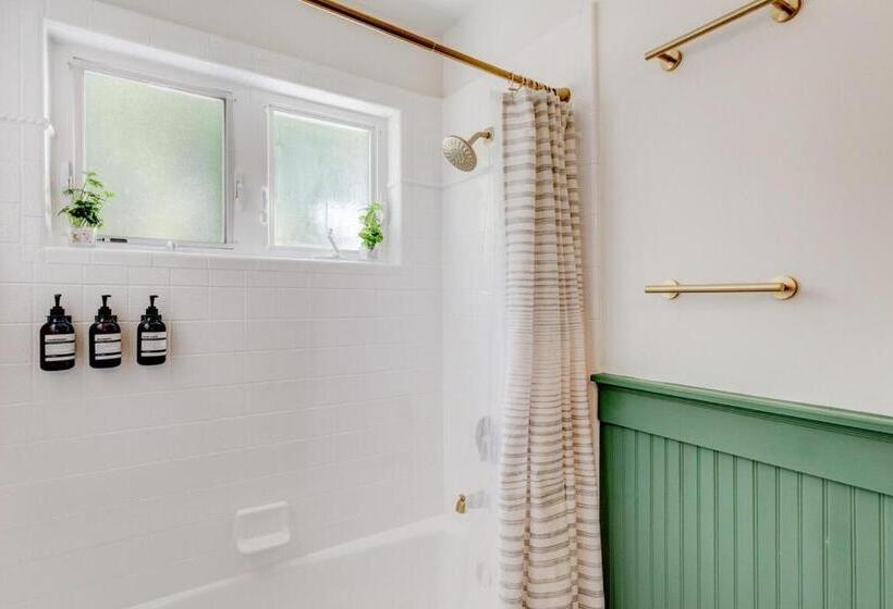 فندق Suite 9 Historic Art City Inn