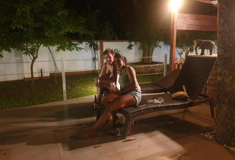 호텔 Tepraas Sigiriya