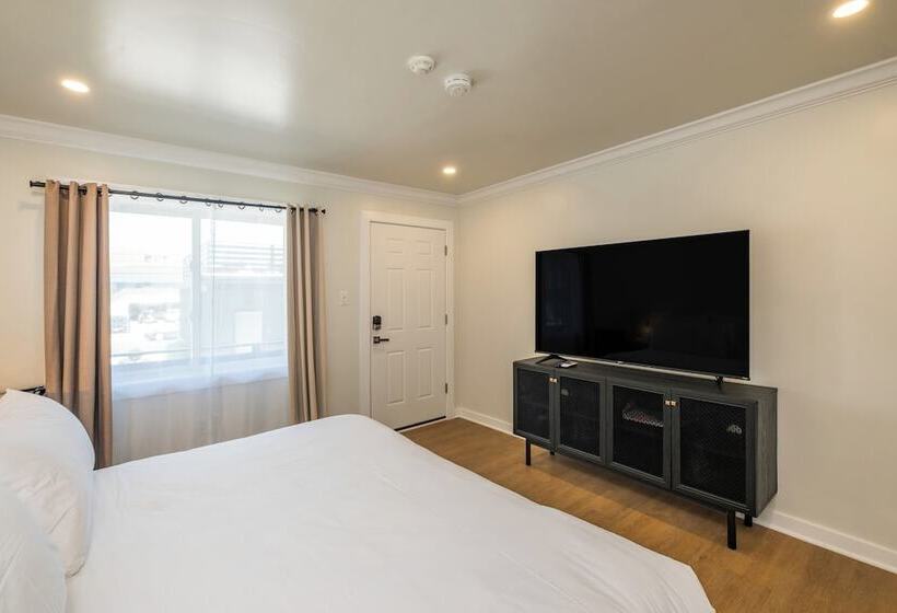 فندق The Surf Club