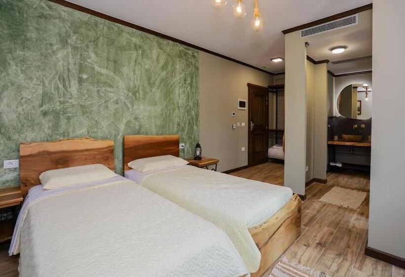 فندق Vila Strugu