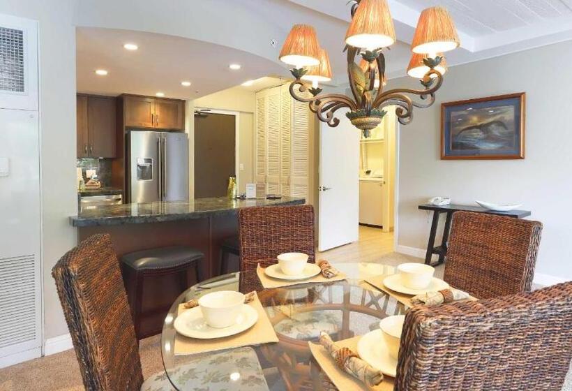 Maui Westside Presents: Whaler 420   Best Location In Kaanapali Beach