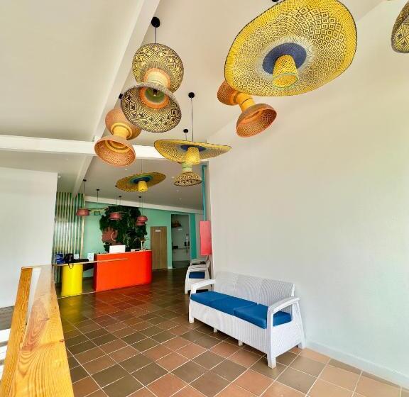 פנסיון Nomadic Design