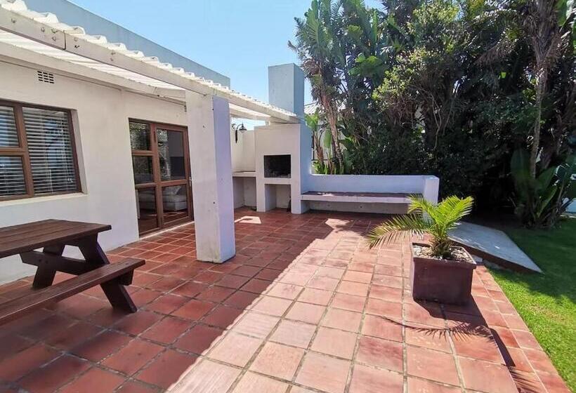 פנסיון Schafli Manor Wild Coast