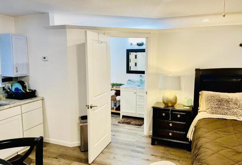 膳宿费 Serenity Home