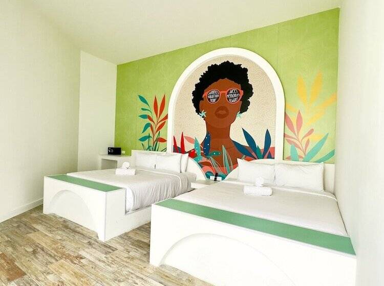 پانسیون Nomadic Design