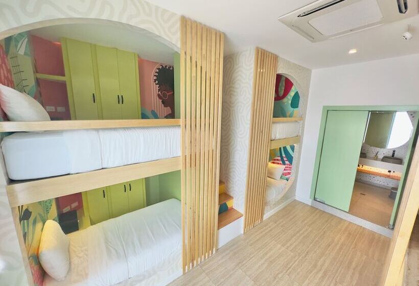 پانسیون Nomadic Design