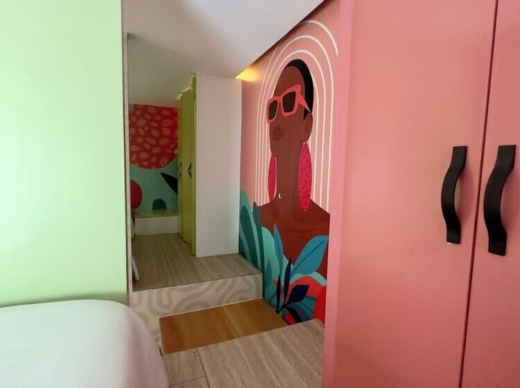 פנסיון Nomadic Design