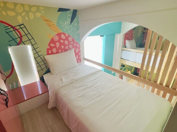 פנסיון Nomadic Design