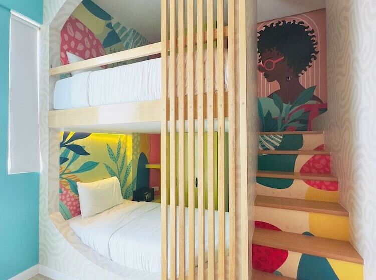 پانسیون Nomadic Design