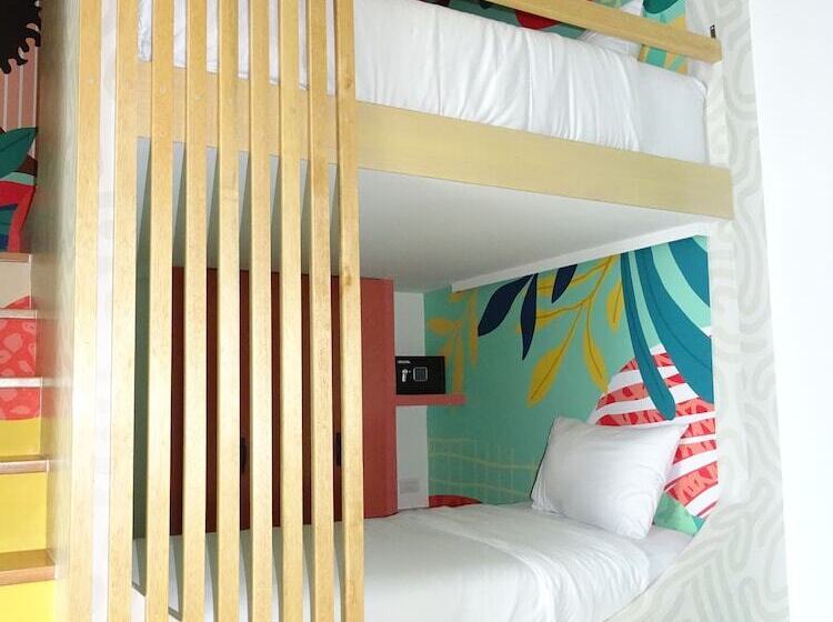 פנסיון Nomadic Design