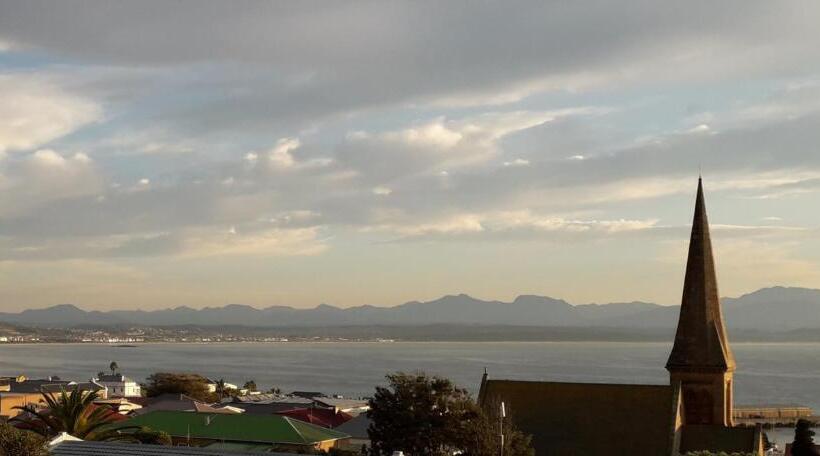 ペンション Twin Palms Accommodations