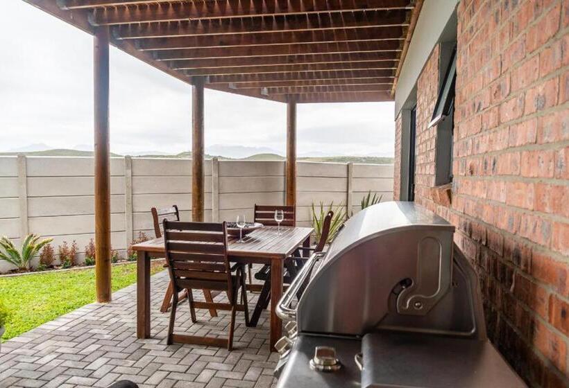 פנסיון Verdant Hills