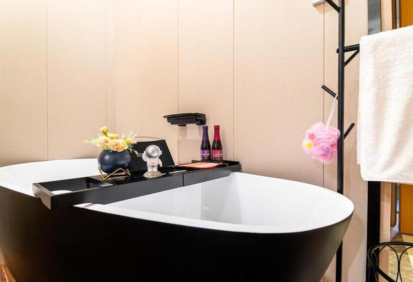 Puzzle Hotel   Zhongshan 8th Road Chenjiaci Subway Station Branch