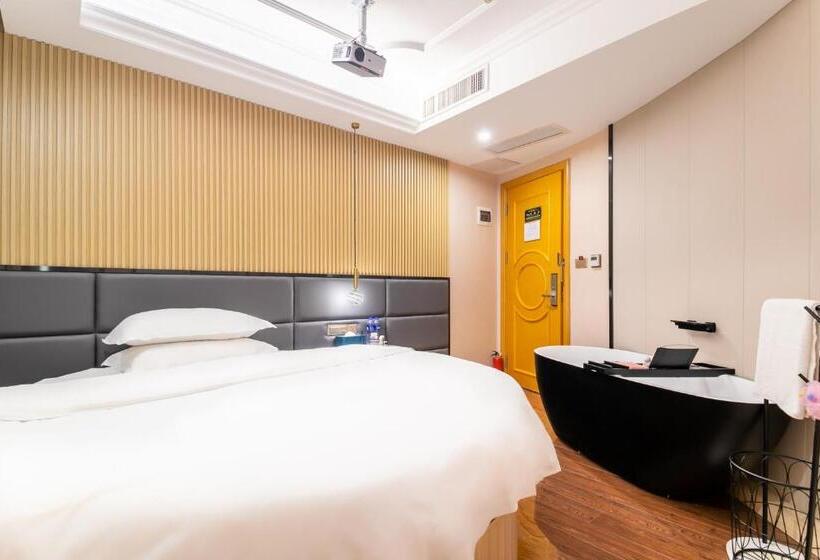 Puzzle Hotel   Zhongshan 8th Road Chenjiaci Subway Station Branch