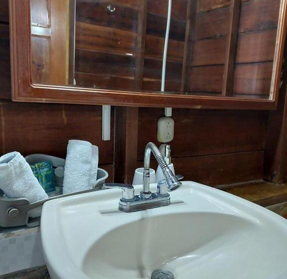 Sunset Bay B&b