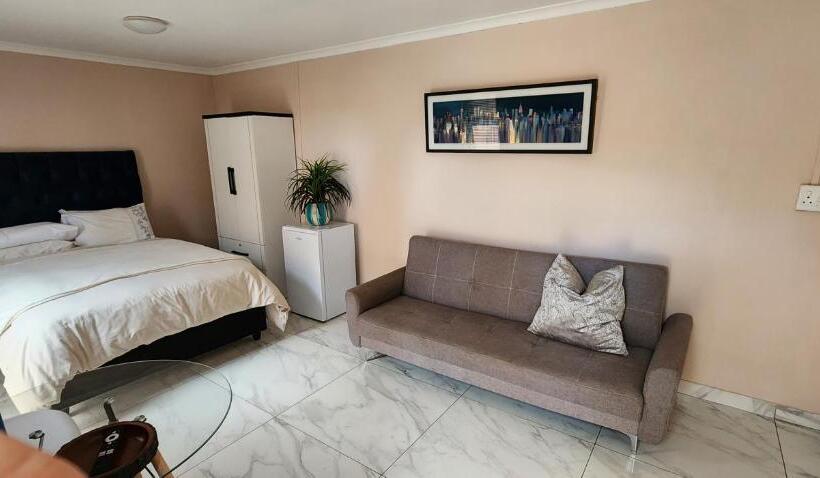 住宿加早餐  Batchelor At Labiance By Cozy