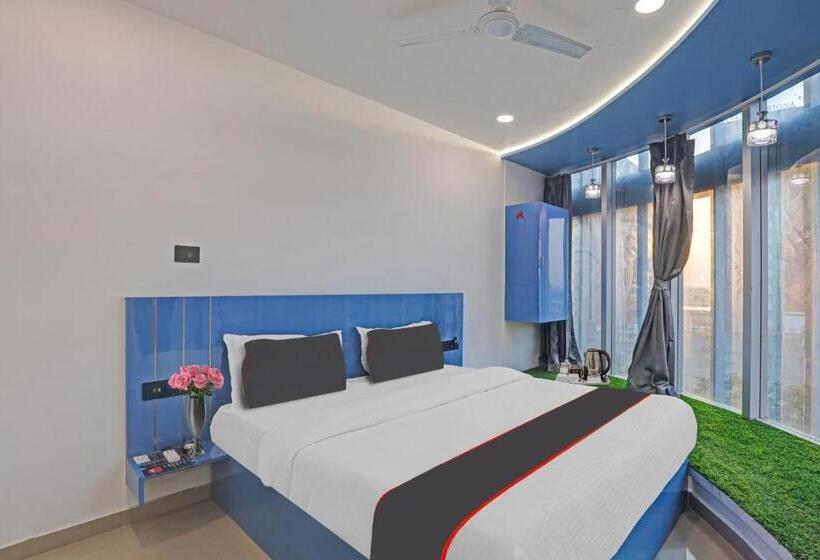 Collection O Hotel Leo Palace