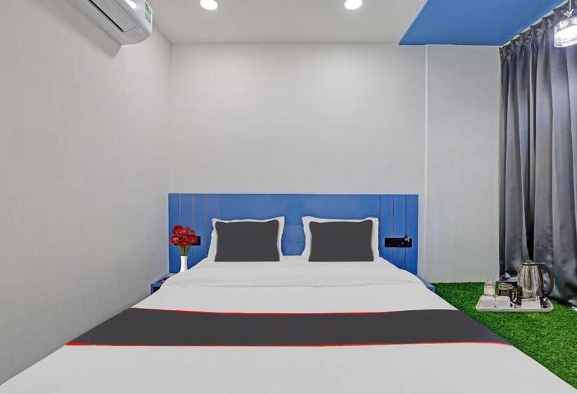 Collection O Hotel Leo Palace