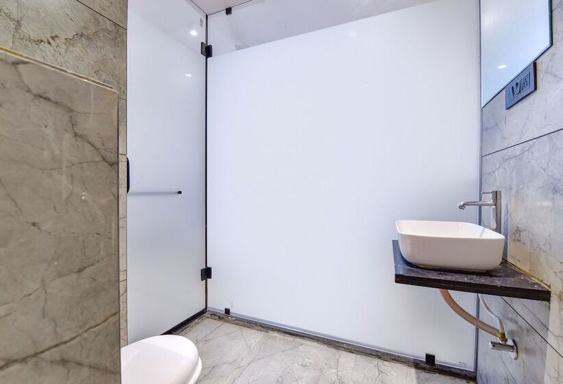 Отель Gold Palace Inn