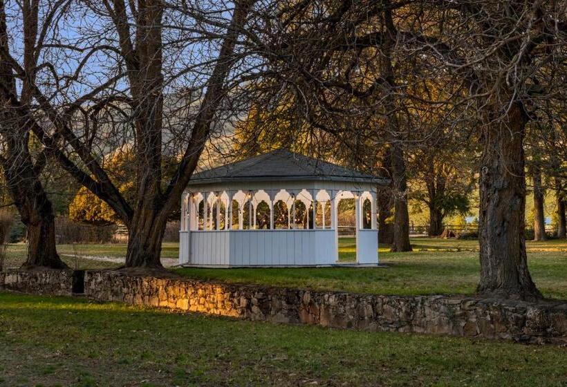 Gardenview Estate Bed And Breakfast