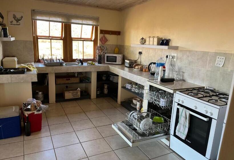 هتل Alchemy Retreat Entire Karoo Guest Farm Barrydale