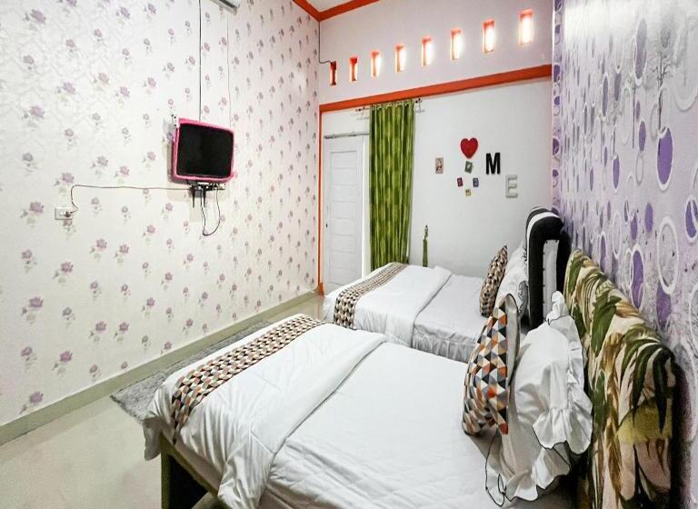 فندق Anaqi Homestay Mitra Reddoorz