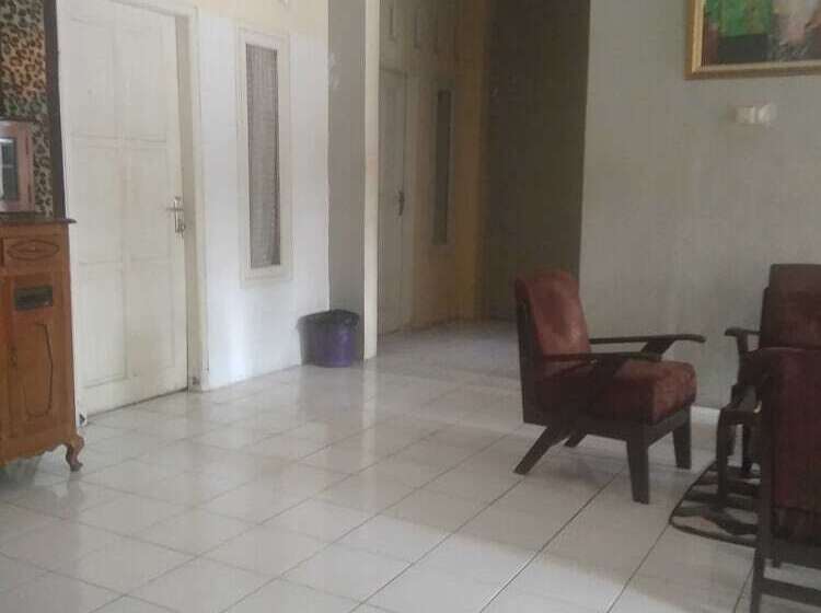 ホテル Capital O 92080 Green Home Stay