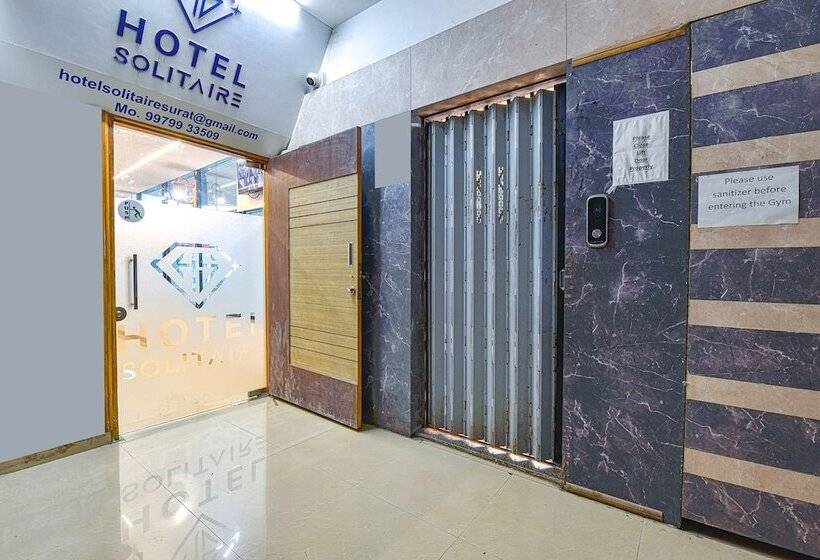 בית מלון כפרי Fabexpress Solitaire, Surat