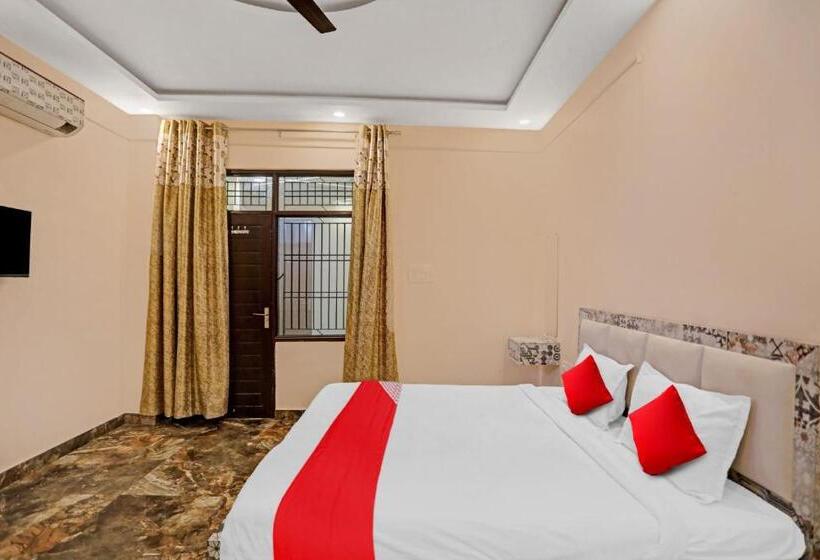 בית מלון כפרי Flagship Siddhi Banquet And Hall