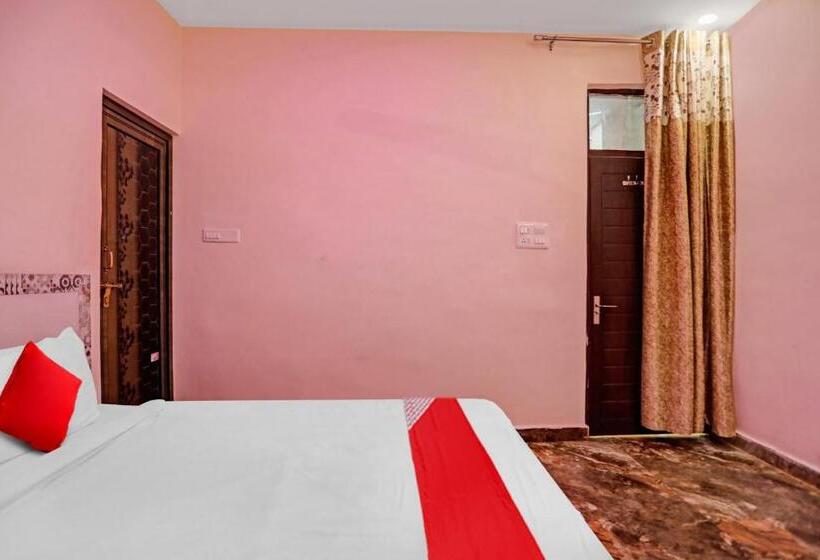 בית מלון כפרי Flagship Siddhi Banquet And Hall