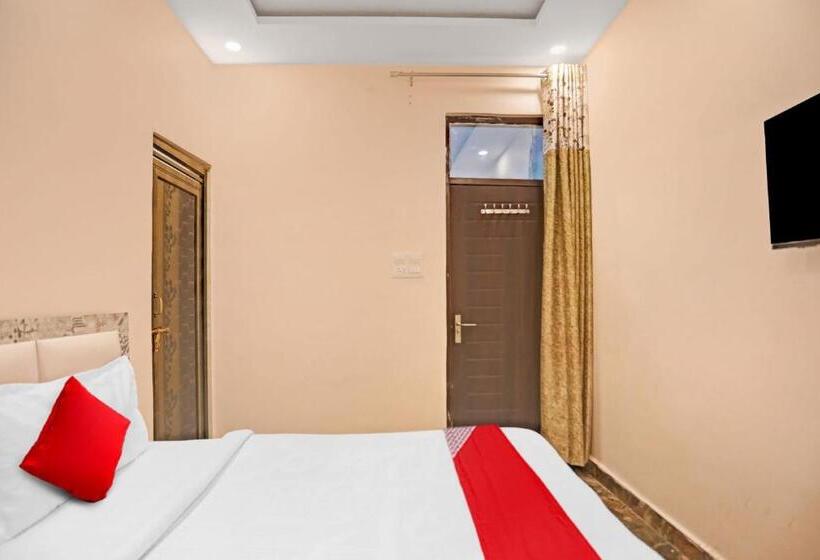 בית מלון כפרי Flagship Siddhi Banquet And Hall