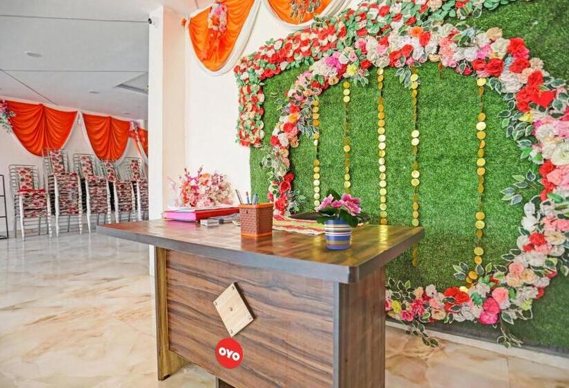 בית מלון כפרי Flagship Siddhi Banquet And Hall