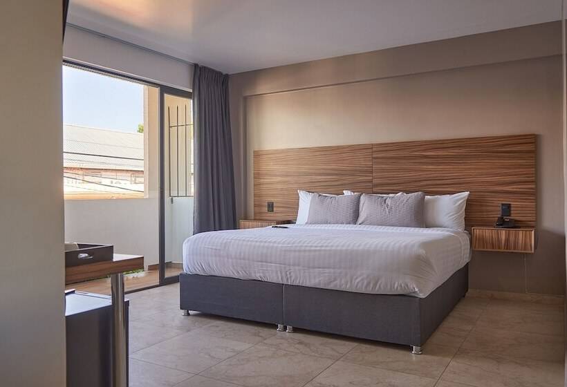 فندق Garcia Peral