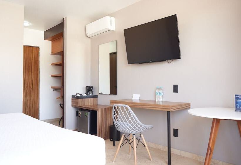 فندق Garcia Peral