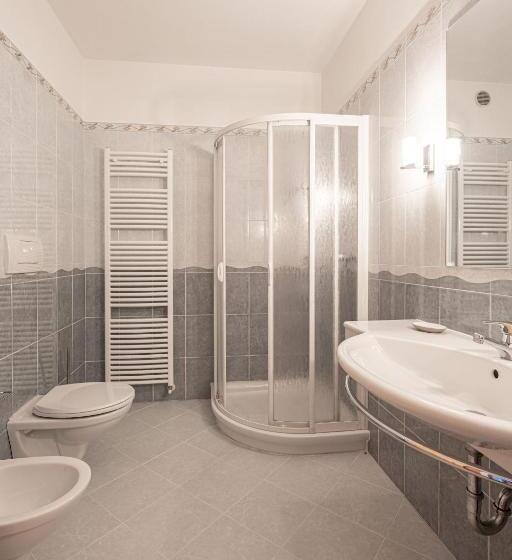 בית מלון כפרי Grünwald