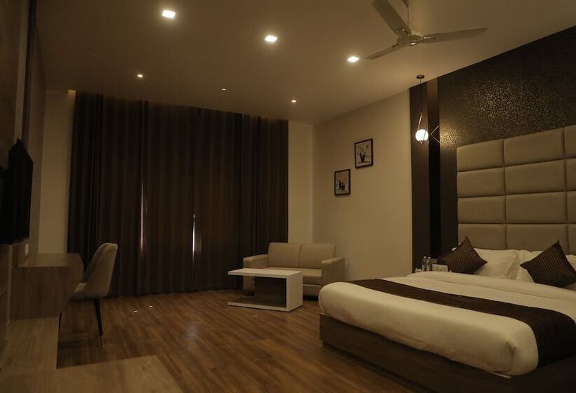 فندق Imagica Resorts