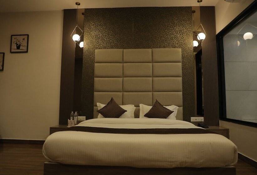 فندق Imagica Resorts