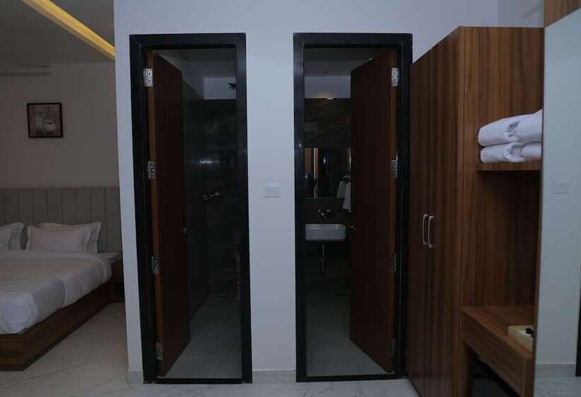 فندق Imagica Resorts