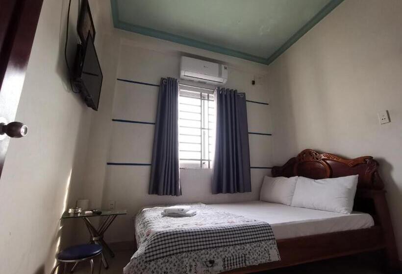 هتل Khách Sạn Hoa Cúc