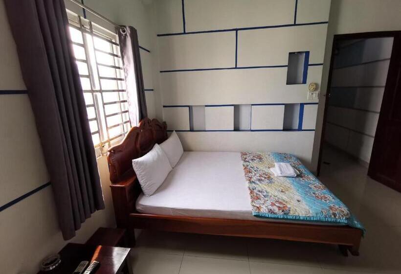 هتل Khách Sạn Hoa Cúc