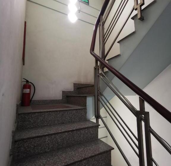 هتل Khách Sạn Hoa Cúc