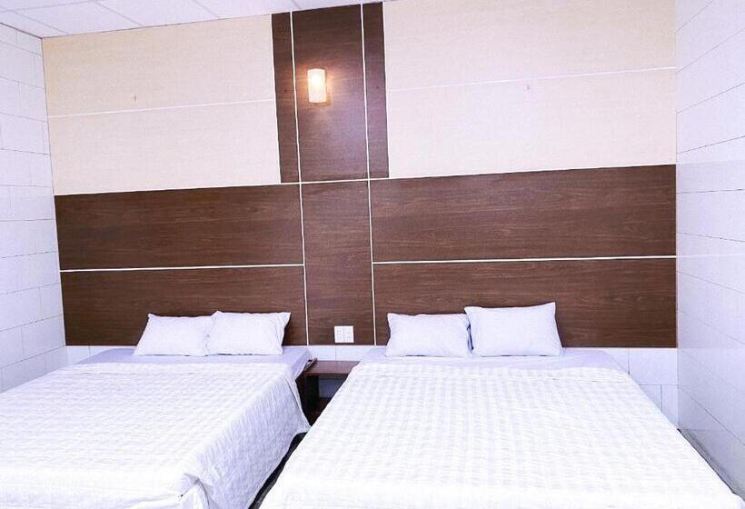 هتل Khách Sạn Ngọc Bích 2