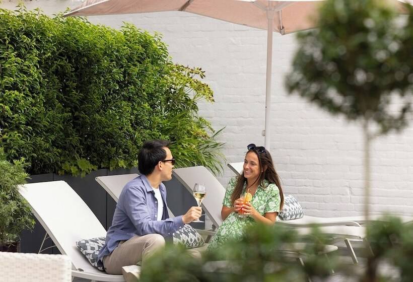 בית מלון כפרי L Avenue