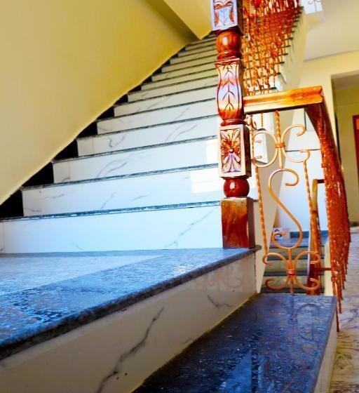 هتل Marina Heights