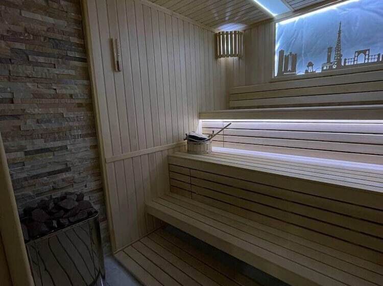 هتل Mir Luxe Plaza