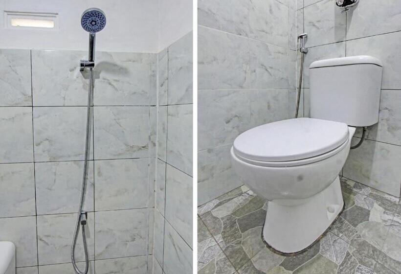 ホテル Oyo 92275 Tastura Homestay