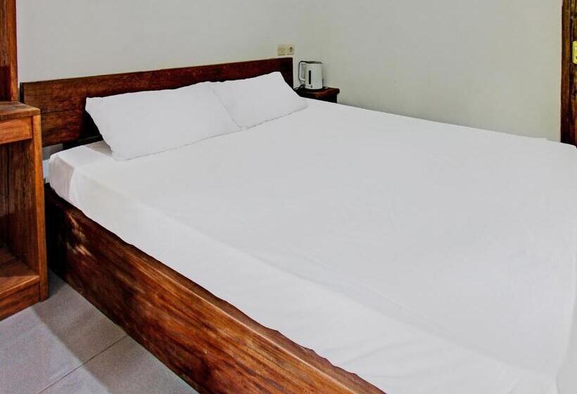 ホテル Oyo 92275 Tastura Homestay