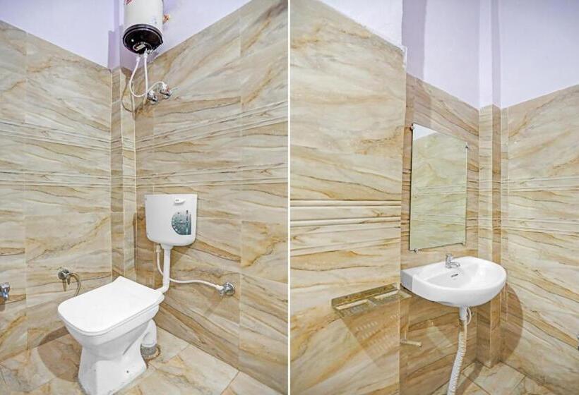 Отель Oyo Flagship Shri Nanadan Palace