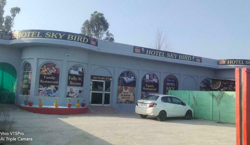 酒店 Oyo Sky Bird
